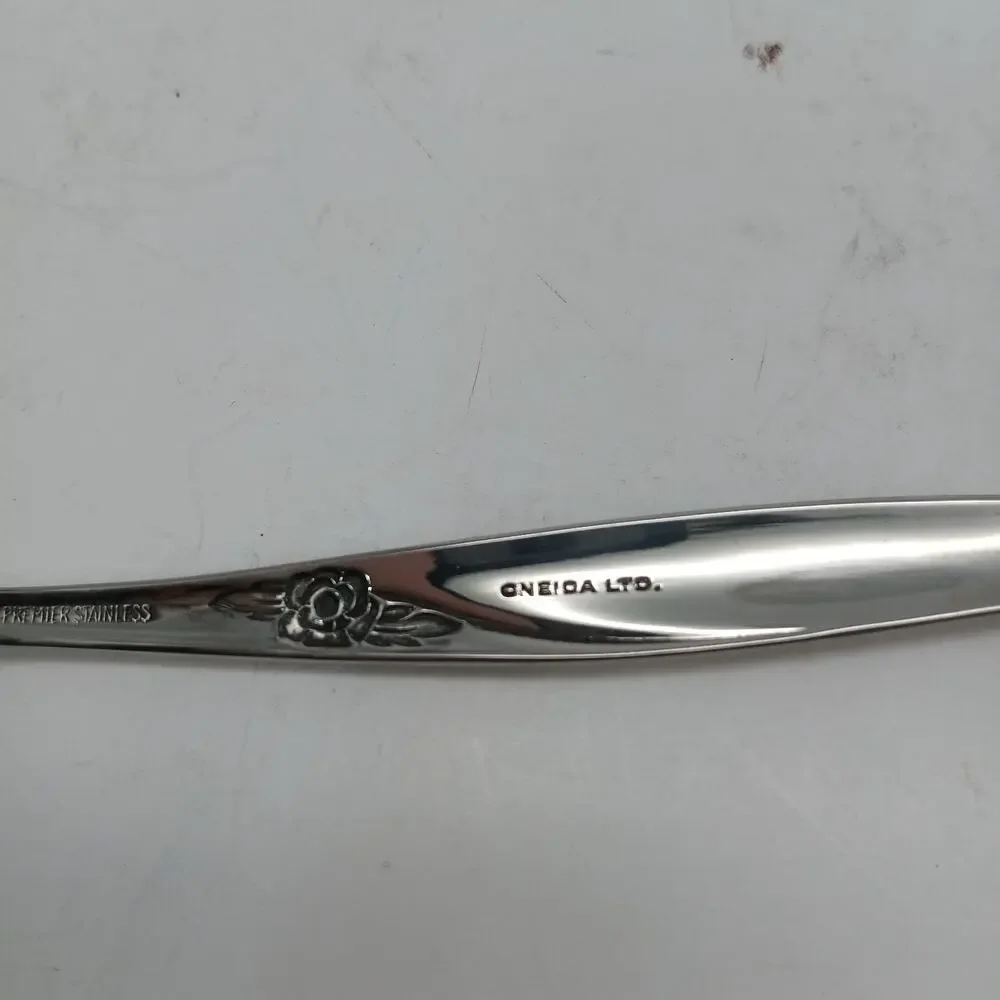 8X DF Oneida LA ROSE Dinner Forks Rogers Premier Stainless